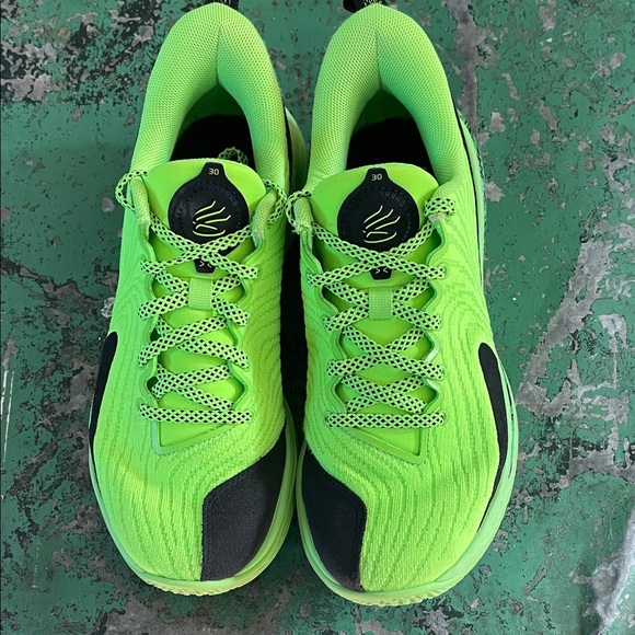 Under Armour Kids Curry 12 Basketball Shoes - Picture 2 of 9